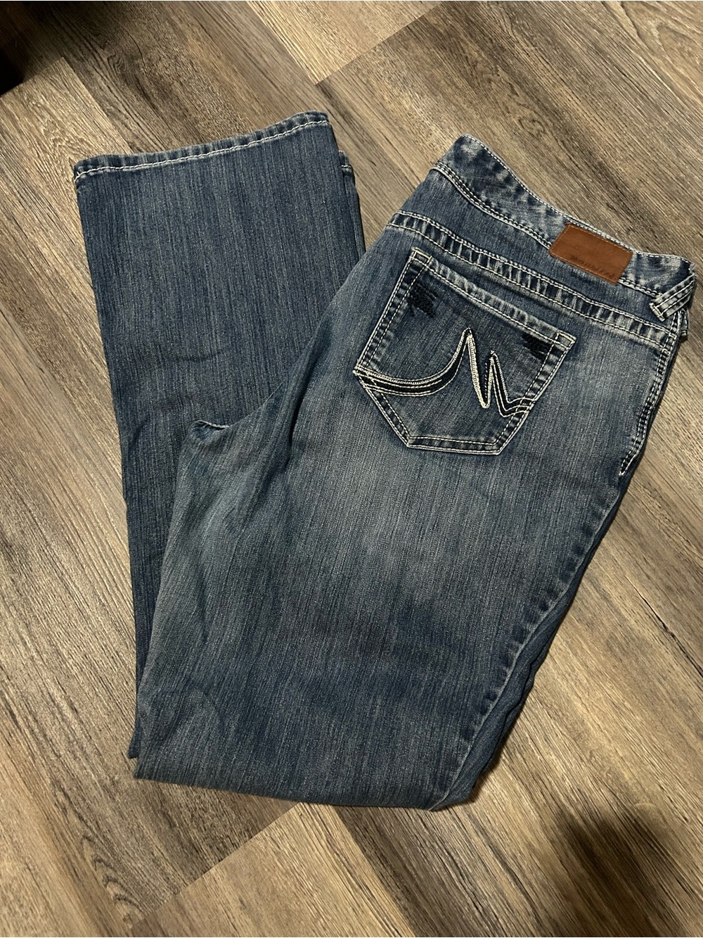 Maurices Women's Blue Bootcut Jeans with Contrast Pocket Stitching 22L